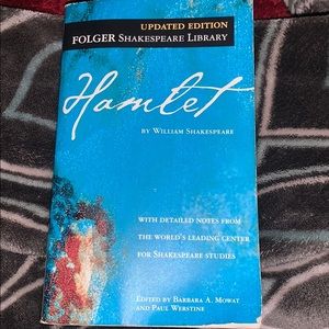 Hamlet by Shakespeare book